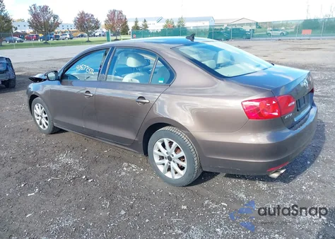 2011 Volkswagen Jetta 2.5L Se z USA, uszkodzony, nr VIN 3VWDZ7AJ9BM396594